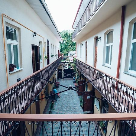 Wonderful Flat On City Center Ужгород Екстериор снимка
